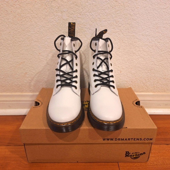 Dr.Martens - Picture 2 of 4